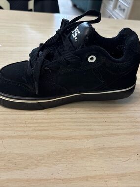 Heelys Black Kids' Skate Sneakers with White Accent